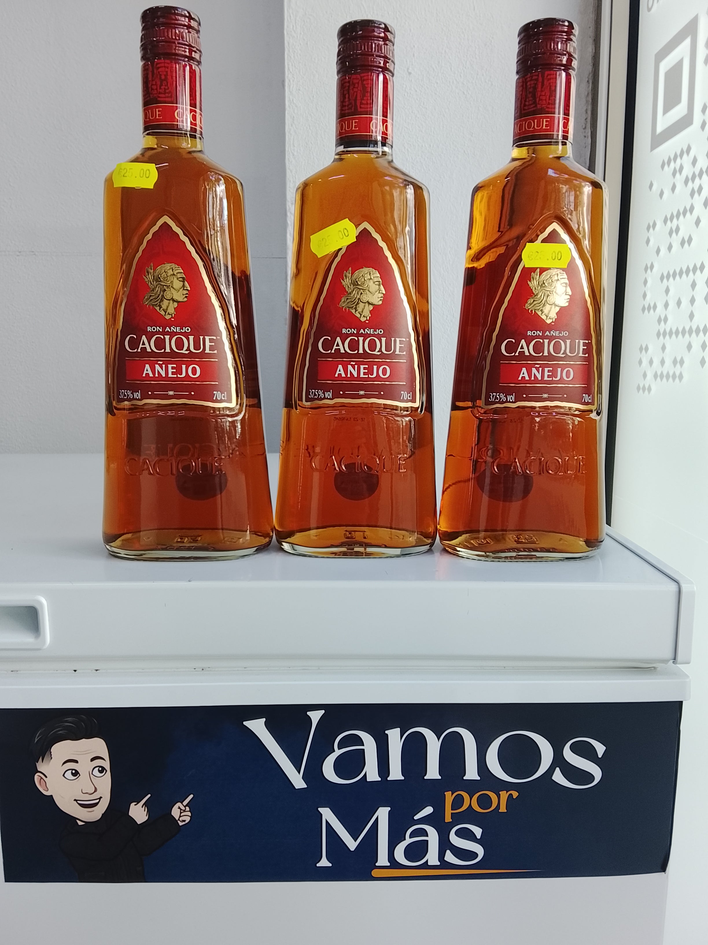 Ron Añejo Cacique 700ml Promo