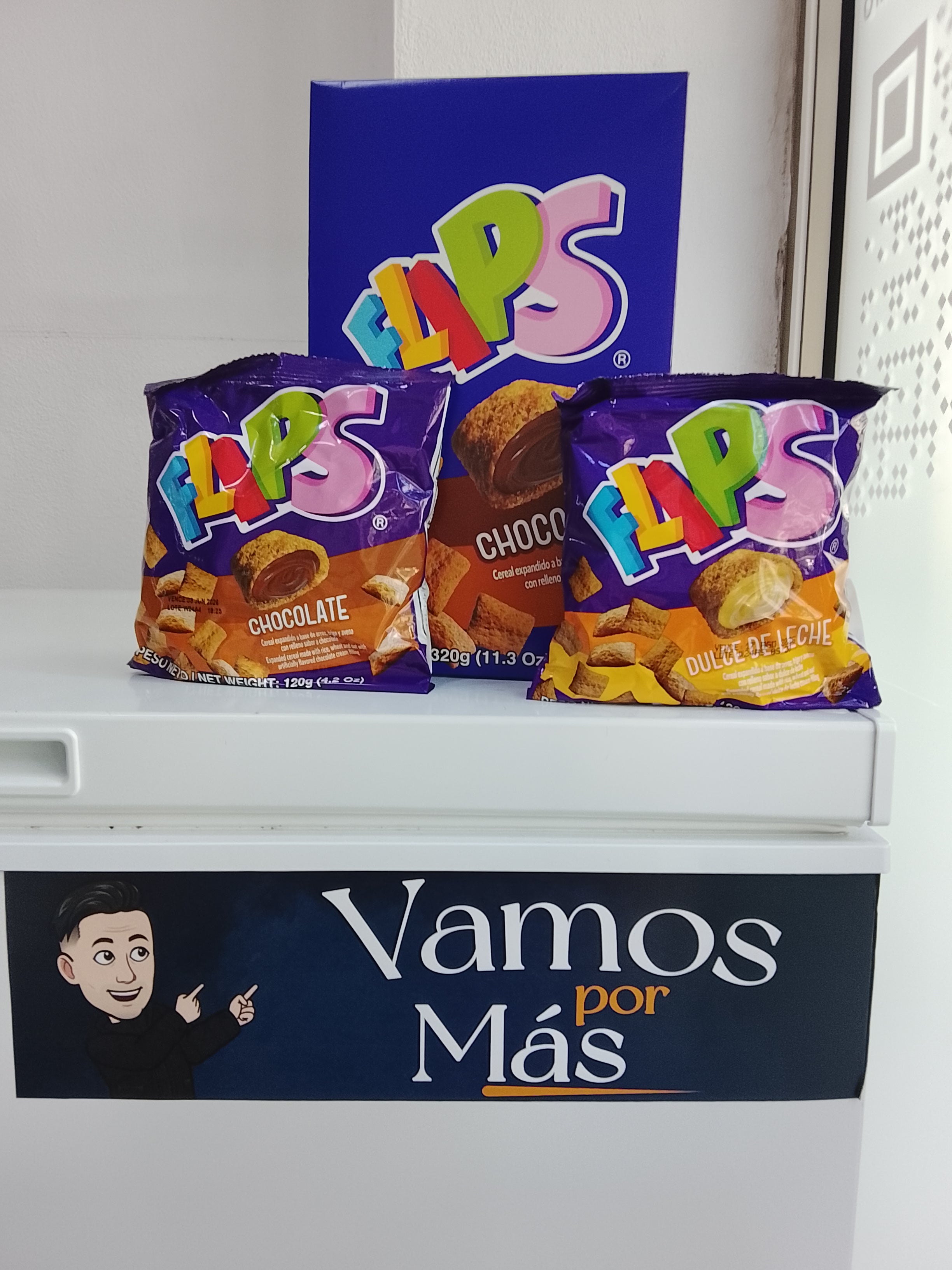Flips.                                            120g 3.25€ 220g-5.55€. 320g 5.90€ Saca De 400g - 6.85€