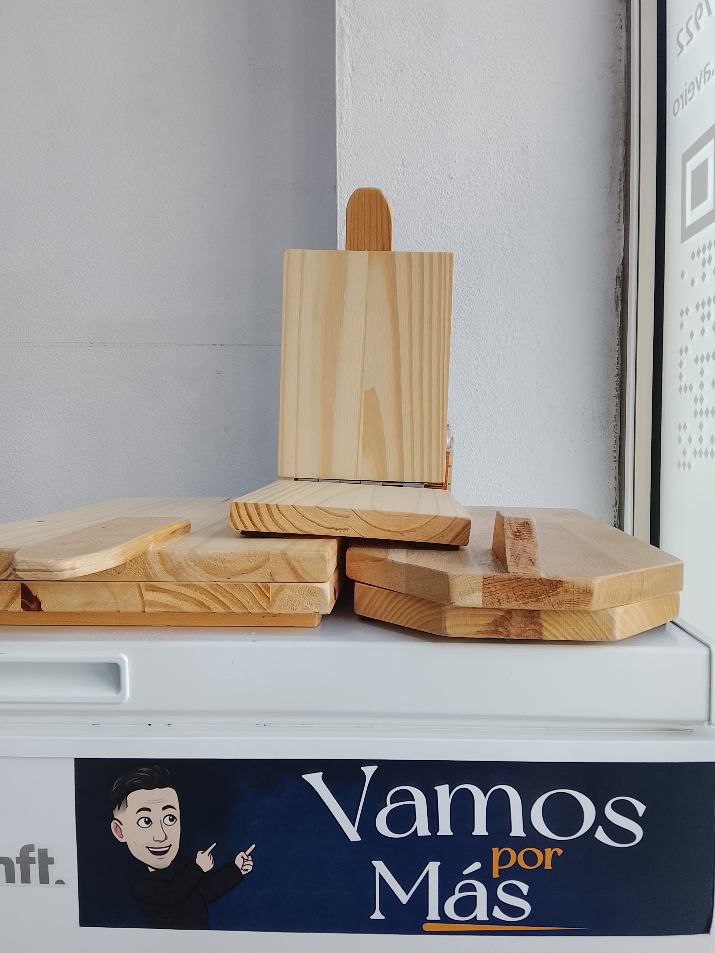 Tablas Para hacer Empanadas, Patacones y hallacas.                                                  Grande-28€                       Mediana-15€                           Pequeña-12€