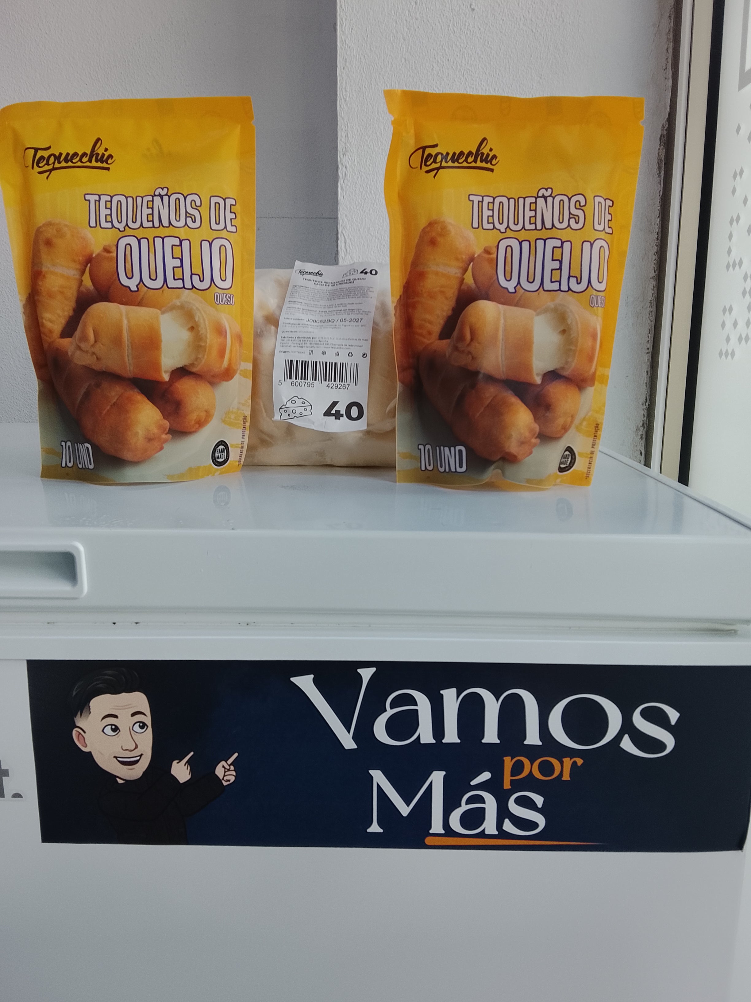 Tequeños De Queijo              Saca Por 10 Unidades-6.90€ Saca Por 40-25.90€